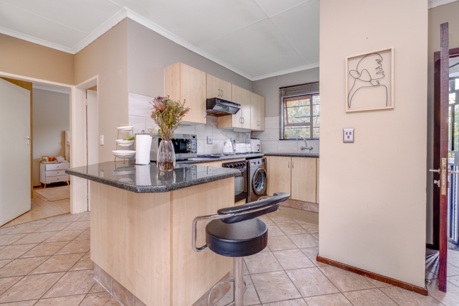 2 Bedroom Property for Sale in Lonehill Gauteng