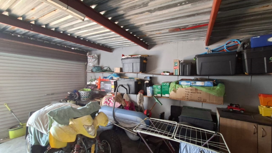 To Let 3 Bedroom Property for Rent in Denneoord Gauteng