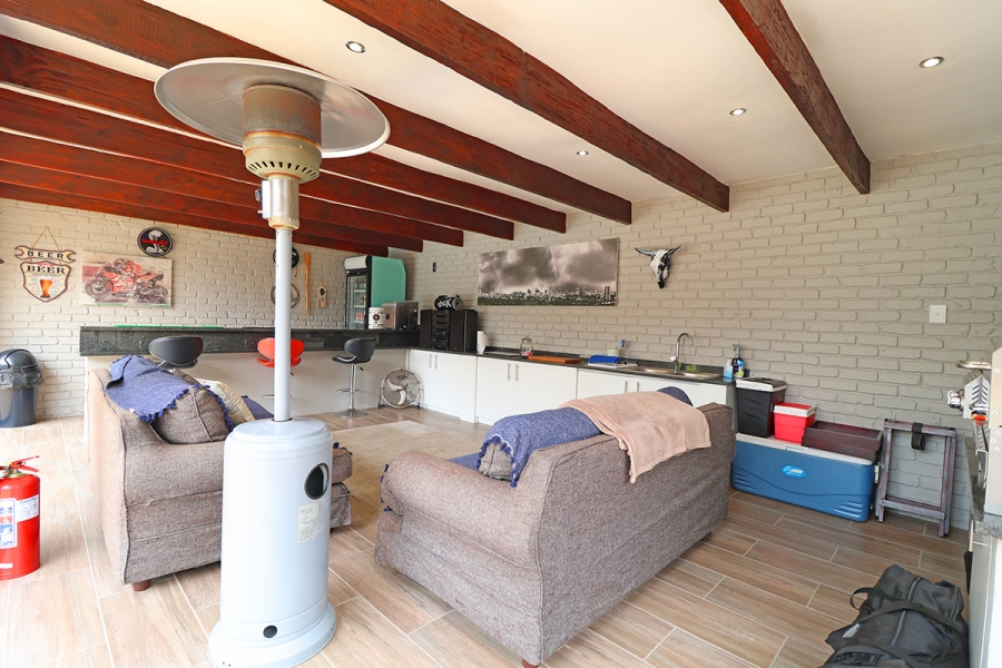 4 Bedroom Property for Sale in Edendale Gauteng