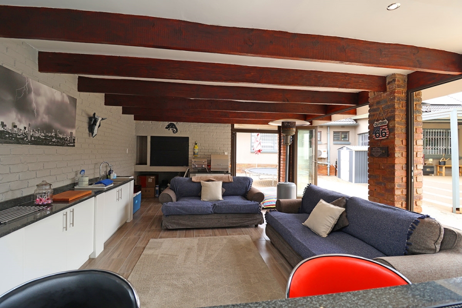 4 Bedroom Property for Sale in Edendale Gauteng