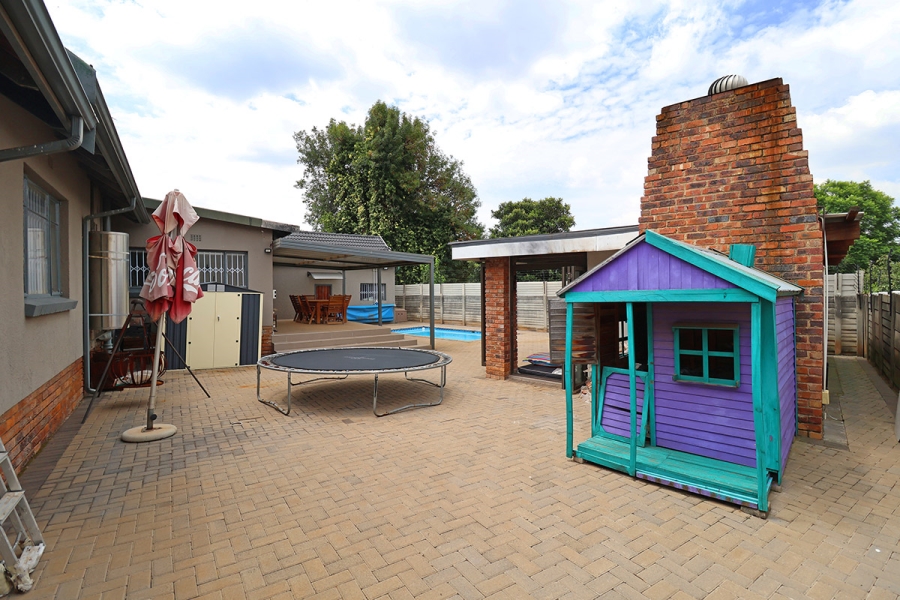 4 Bedroom Property for Sale in Edendale Gauteng