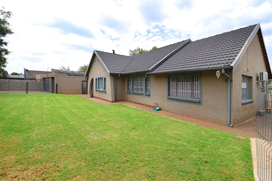 4 Bedroom Property for Sale in Edendale Gauteng