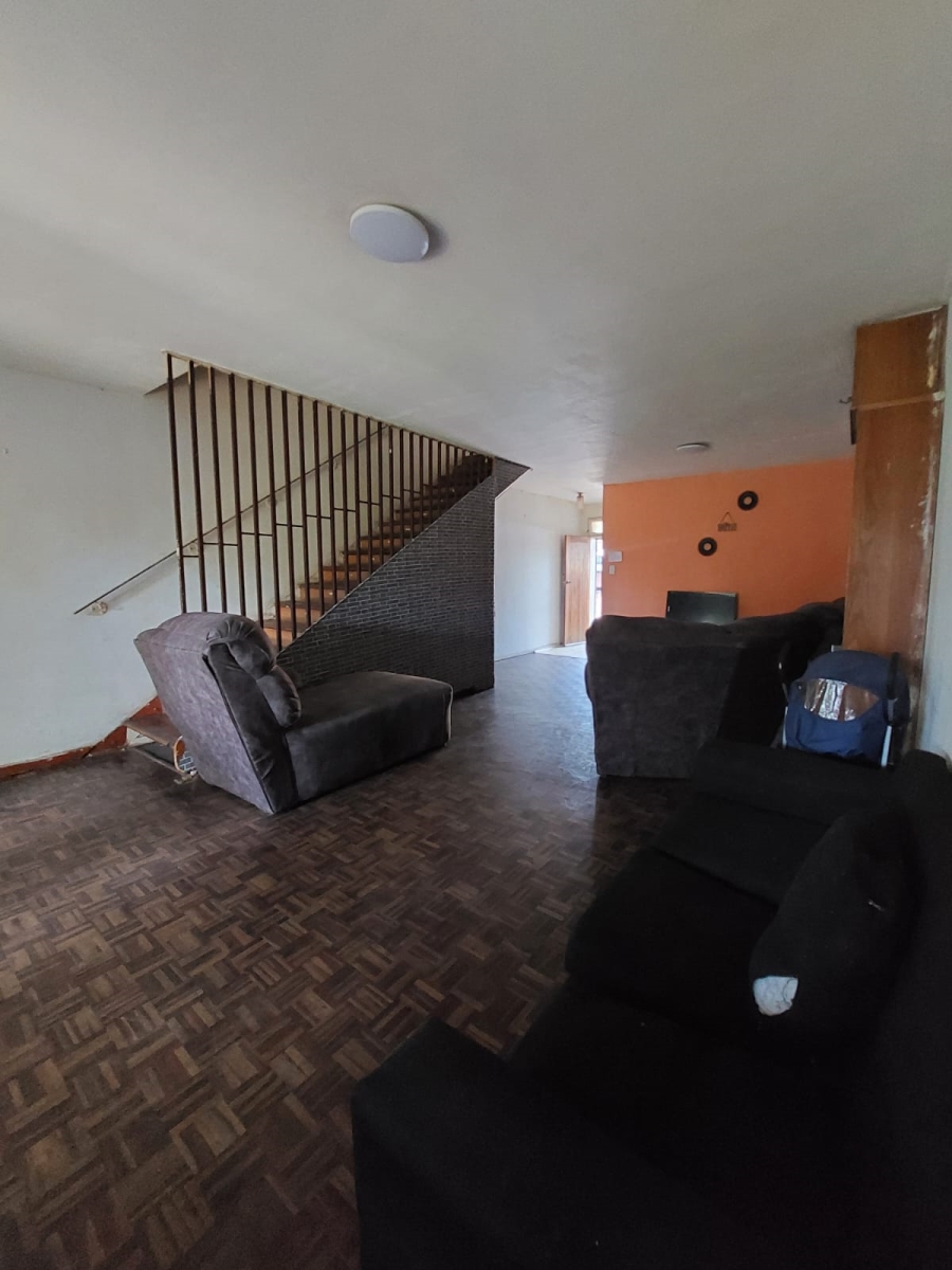 2 Bedroom Property for Sale in Brakpan Central Gauteng