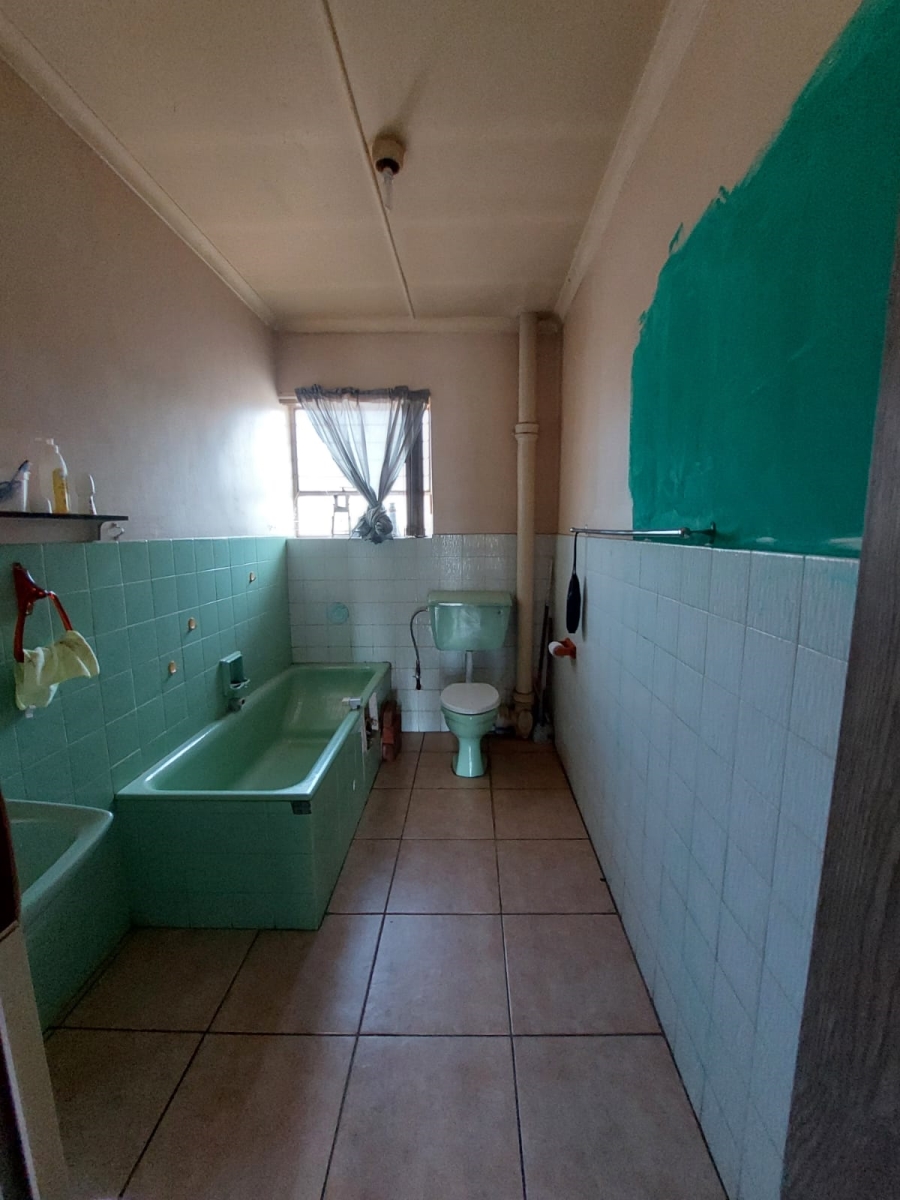 2 Bedroom Property for Sale in Brakpan Central Gauteng