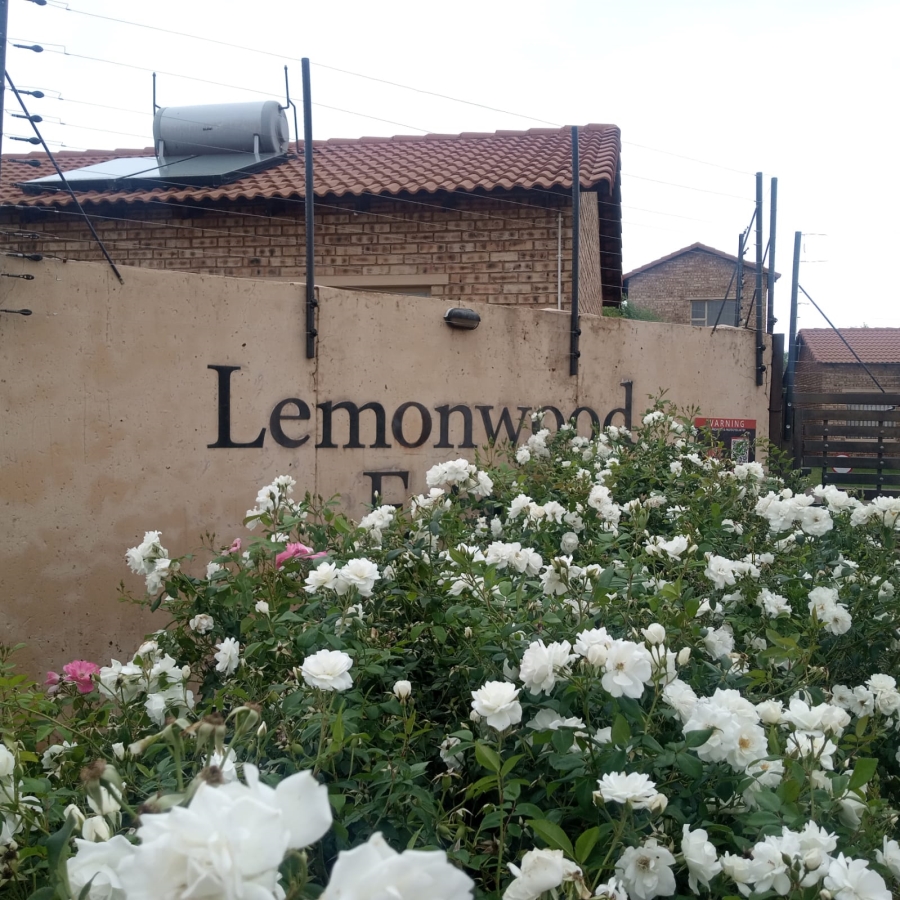 3 Bedroom Property for Sale in Dawn Park Gauteng