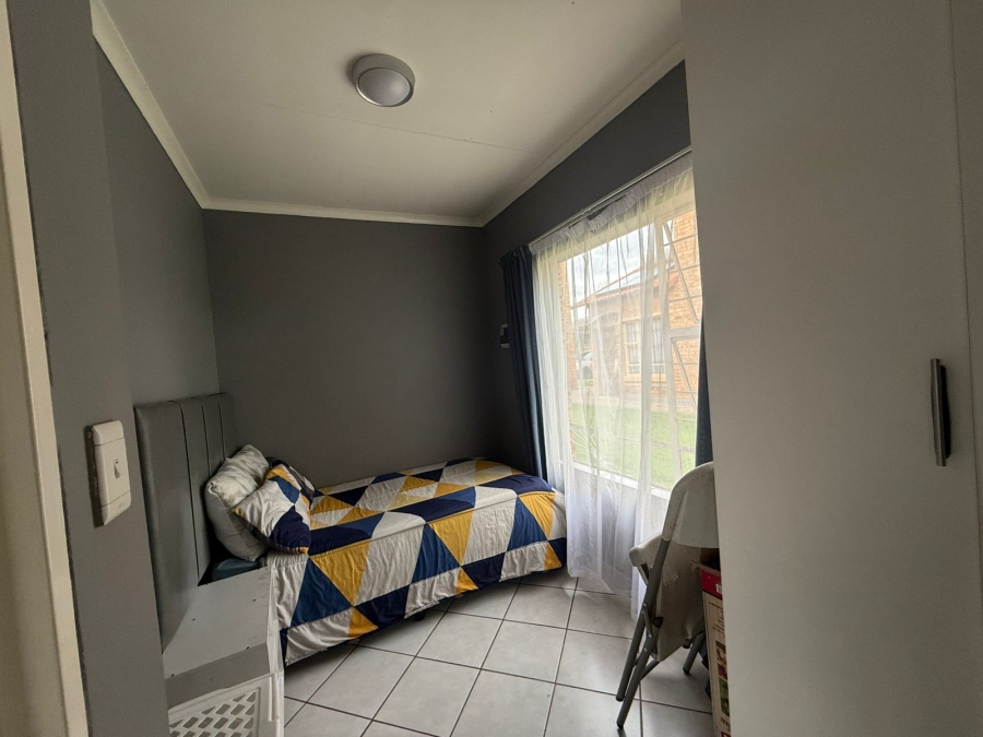 3 Bedroom Property for Sale in Dawn Park Gauteng