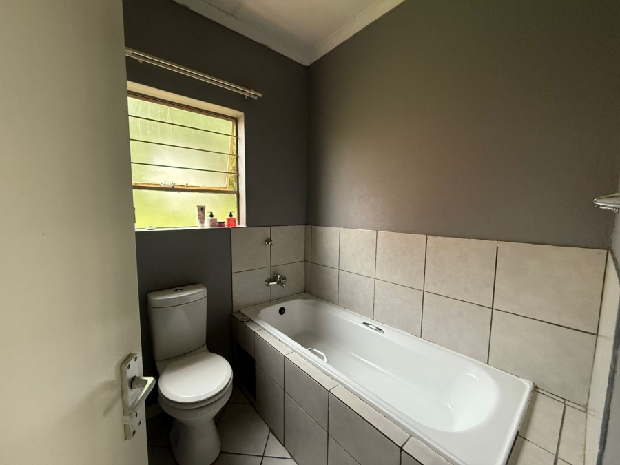 3 Bedroom Property for Sale in Dawn Park Gauteng