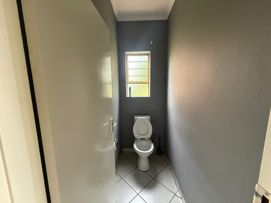 3 Bedroom Property for Sale in Dawn Park Gauteng