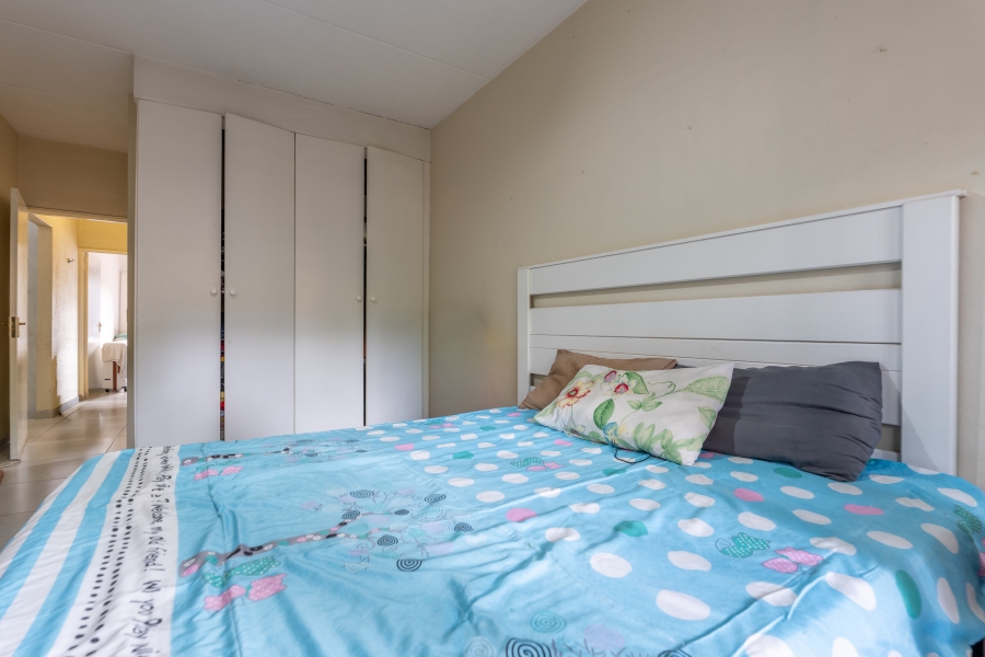 2 Bedroom Property for Sale in Sunninghill Gauteng