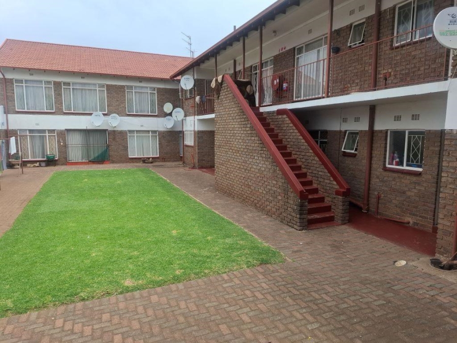 2 Bedroom Property for Sale in Randfontein Central Gauteng