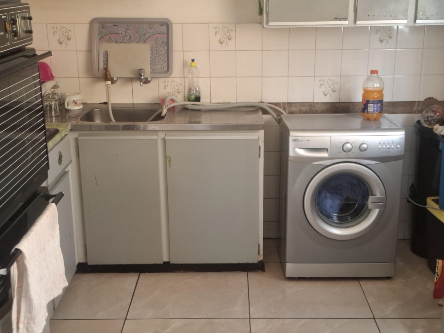 2 Bedroom Property for Sale in Randfontein Central Gauteng