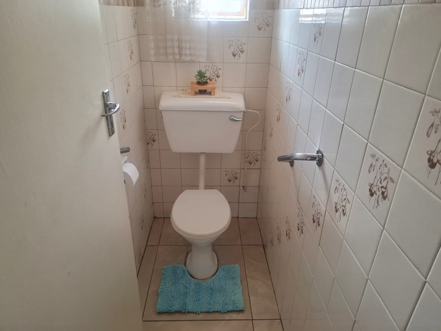 2 Bedroom Property for Sale in Randfontein Central Gauteng