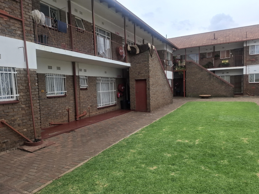 2 Bedroom Property for Sale in Randfontein Central Gauteng