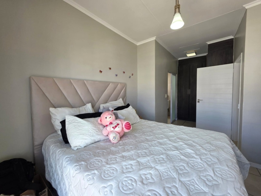 1 Bedroom Property for Sale in Greenstone Hill Gauteng