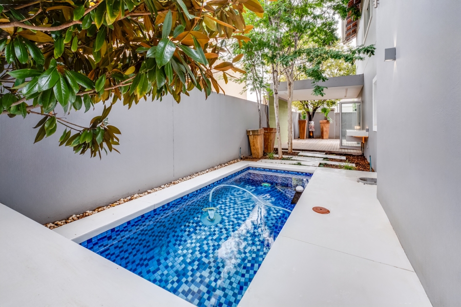 3 Bedroom Property for Sale in Broadacres Gauteng