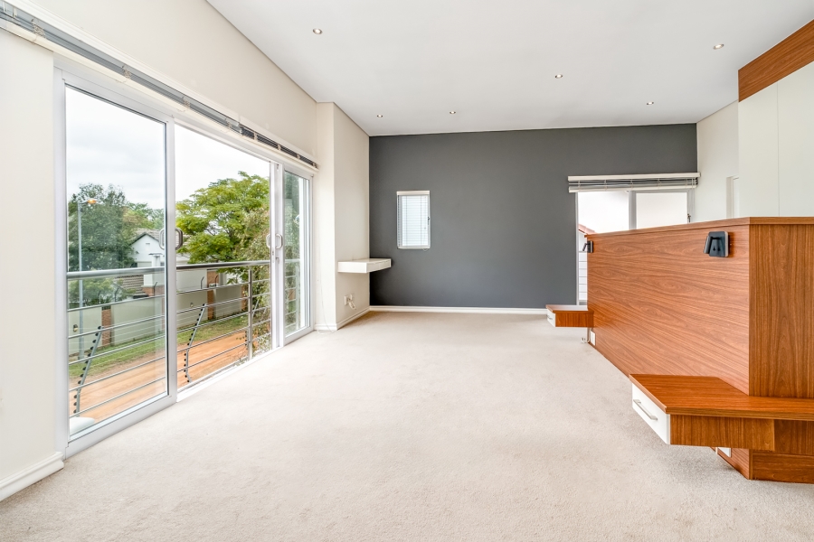 3 Bedroom Property for Sale in Broadacres Gauteng