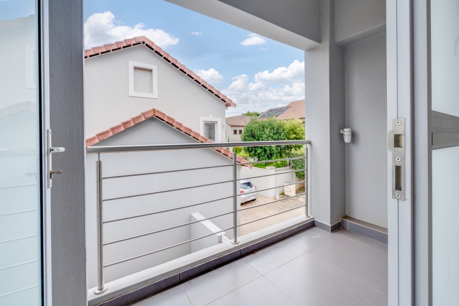 3 Bedroom Property for Sale in Broadacres Gauteng