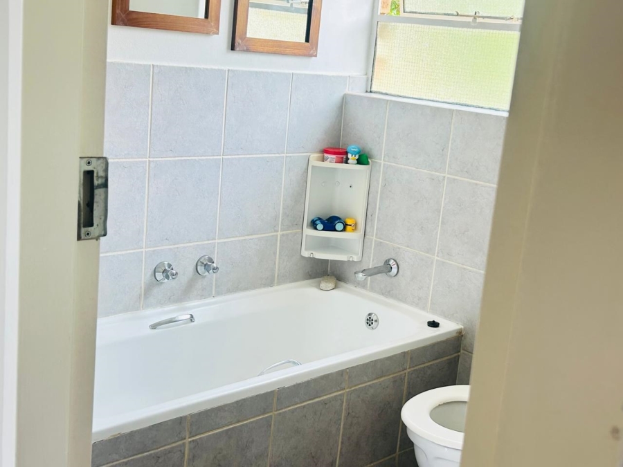 To Let 3 Bedroom Property for Rent in Allens Nek Gauteng