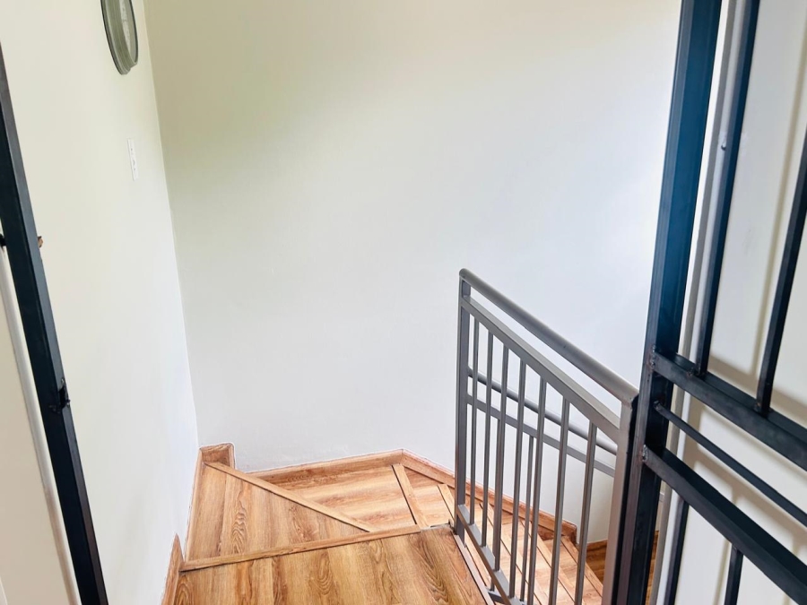 To Let 3 Bedroom Property for Rent in Allens Nek Gauteng