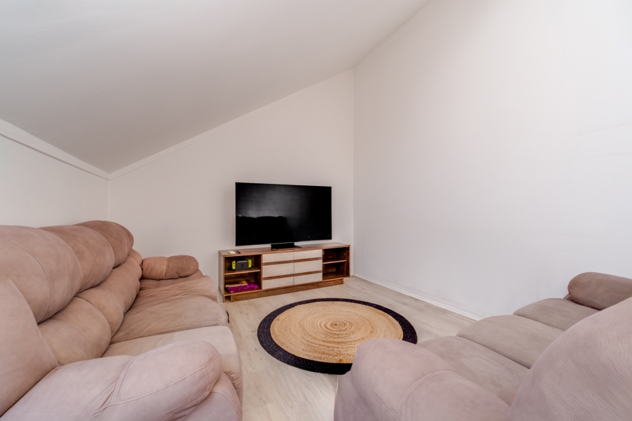 2 Bedroom Property for Sale in Strathavon Gauteng