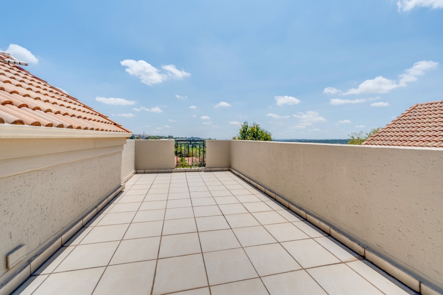 2 Bedroom Property for Sale in Strathavon Gauteng