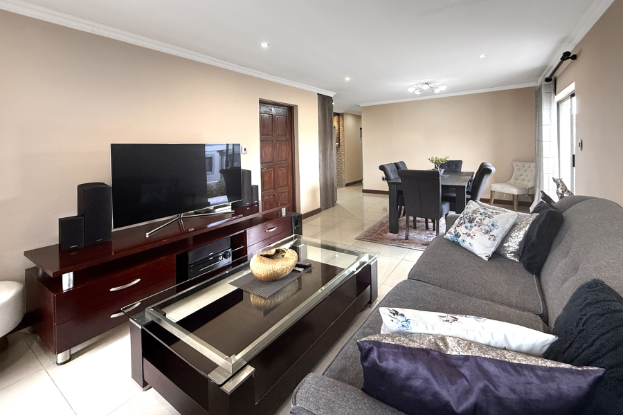 3 Bedroom Property for Sale in Noordwyk Gauteng