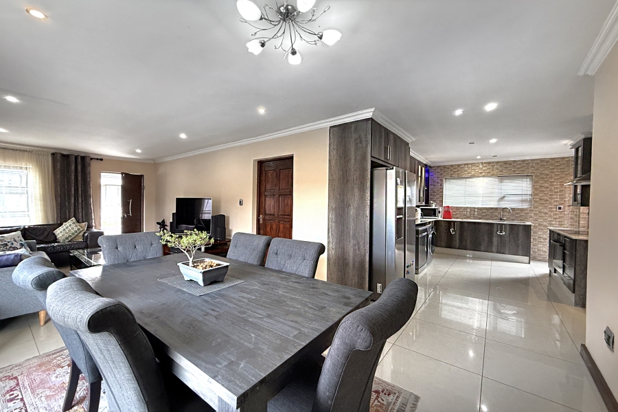 3 Bedroom Property for Sale in Noordwyk Gauteng