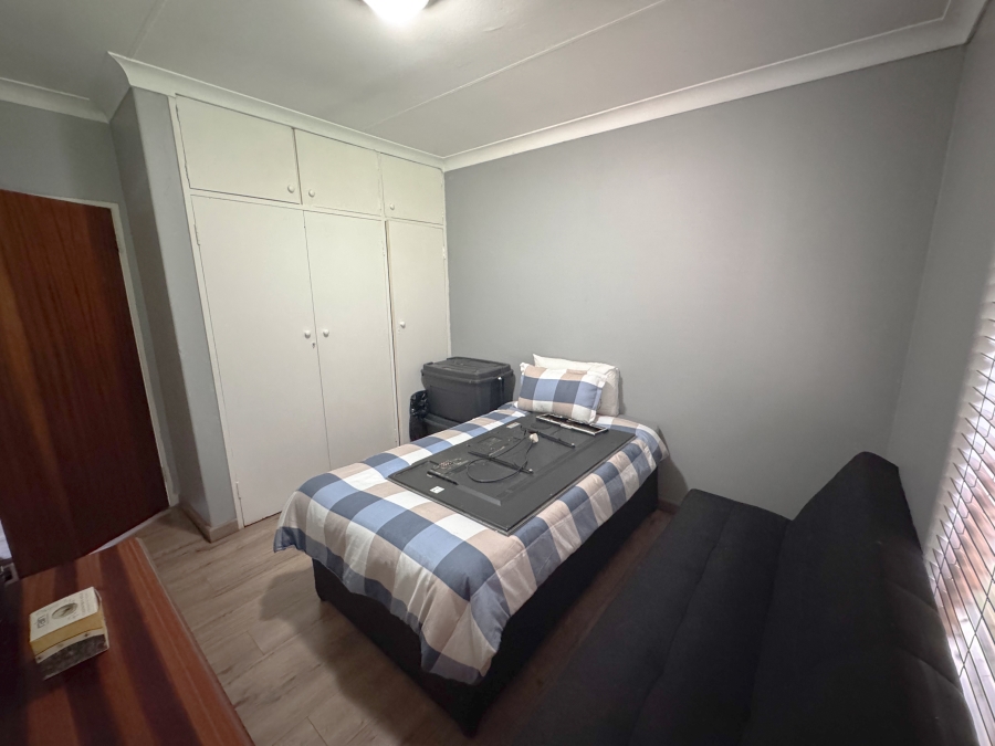 3 Bedroom Property for Sale in Wierda Park Gauteng