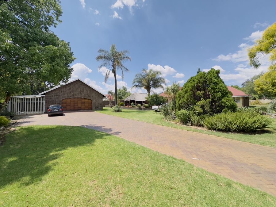 3 Bedroom Property for Sale in Lambton Gauteng