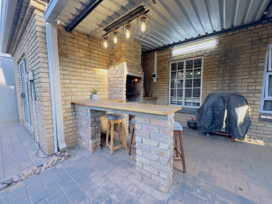 3 Bedroom Property for Sale in Albemarle Gauteng