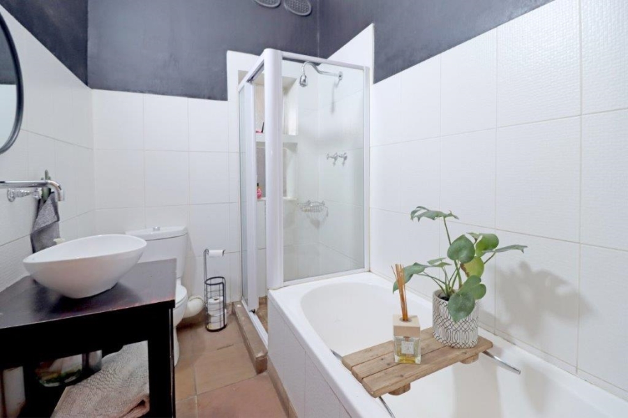 To Let 3 Bedroom Property for Rent in Melville Gauteng