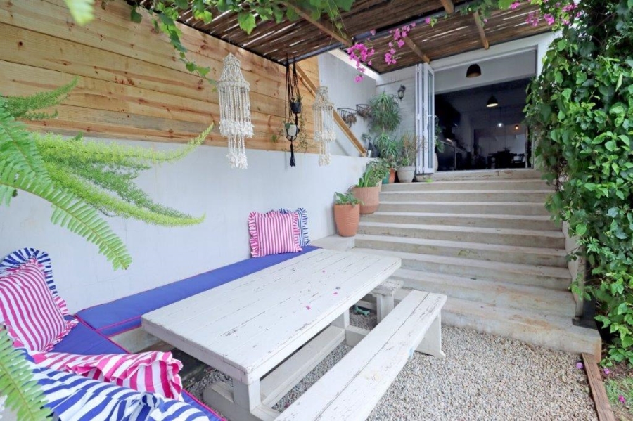 To Let 3 Bedroom Property for Rent in Melville Gauteng