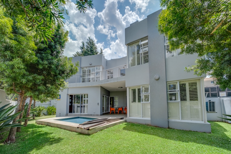 5 Bedroom Property for Sale in Bryanston Gauteng