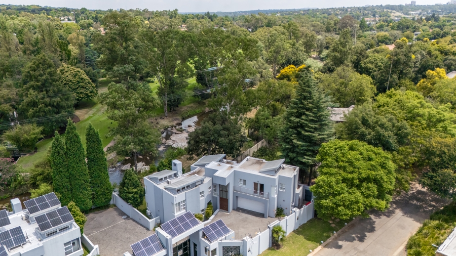 5 Bedroom Property for Sale in Bryanston Gauteng