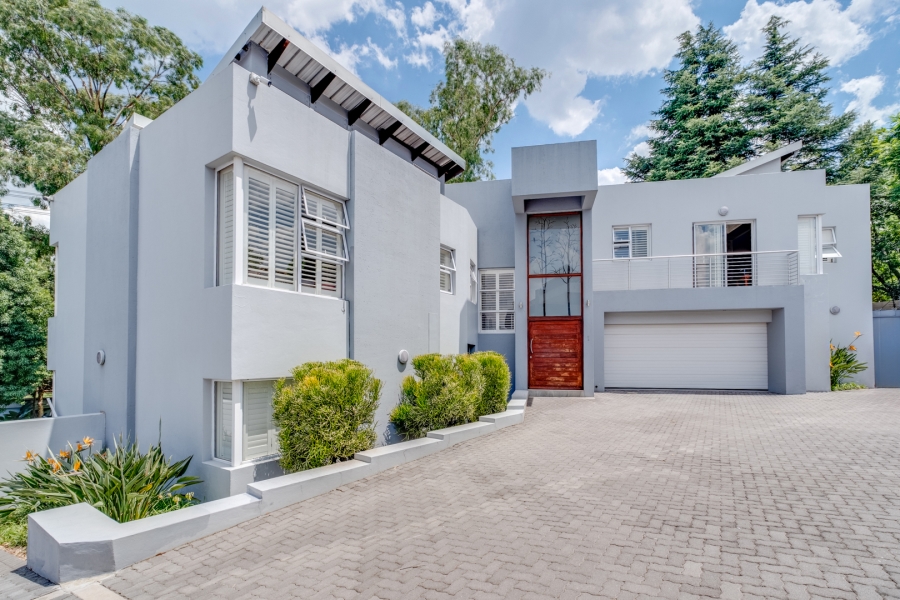 5 Bedroom Property for Sale in Bryanston Gauteng