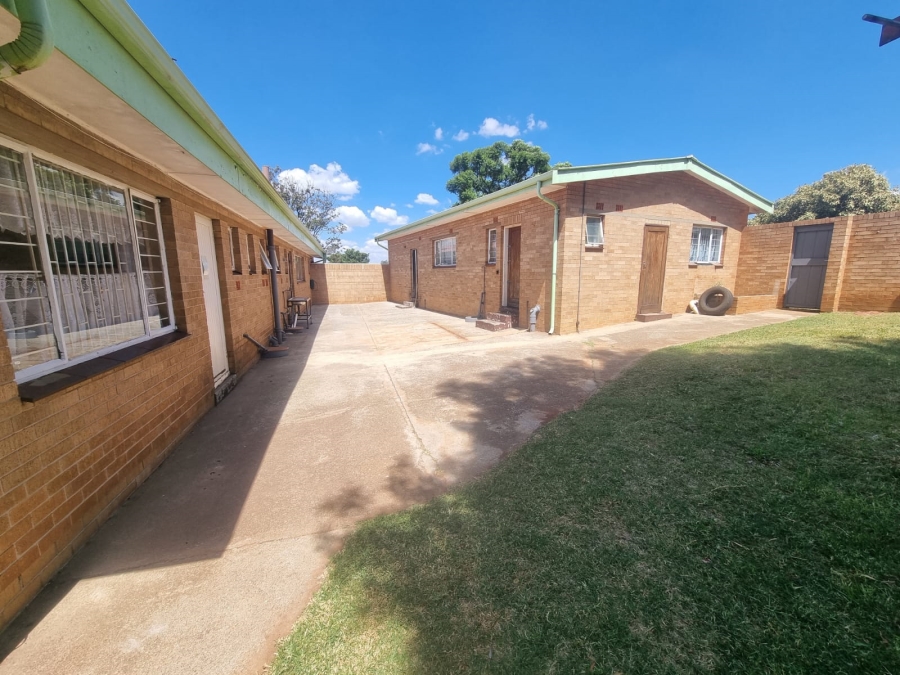 0 Bedroom Property for Sale in Glen Harvie Gauteng