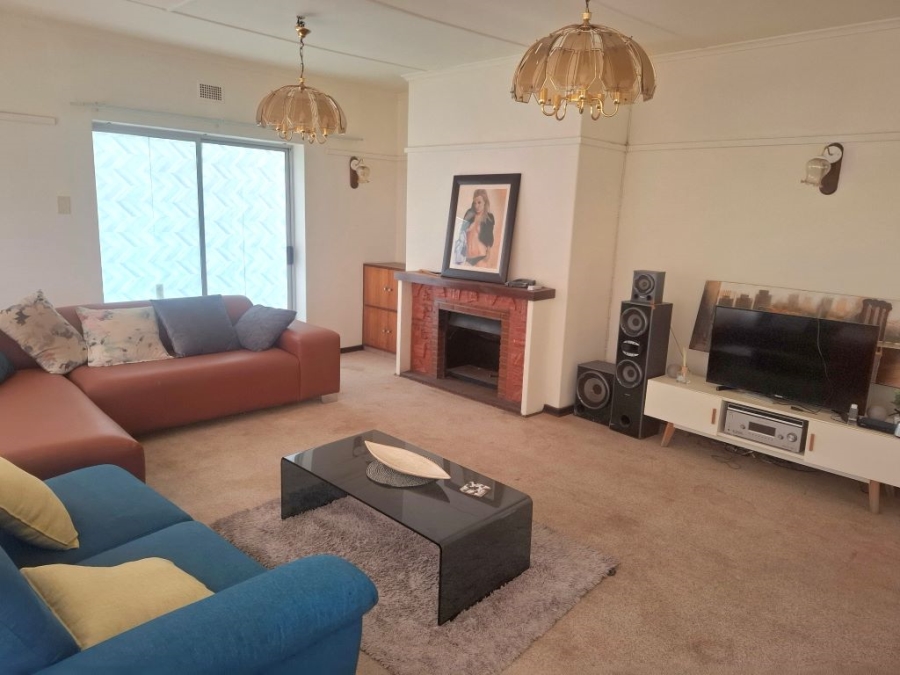 4 Bedroom Property for Sale in Glen Harvie Gauteng
