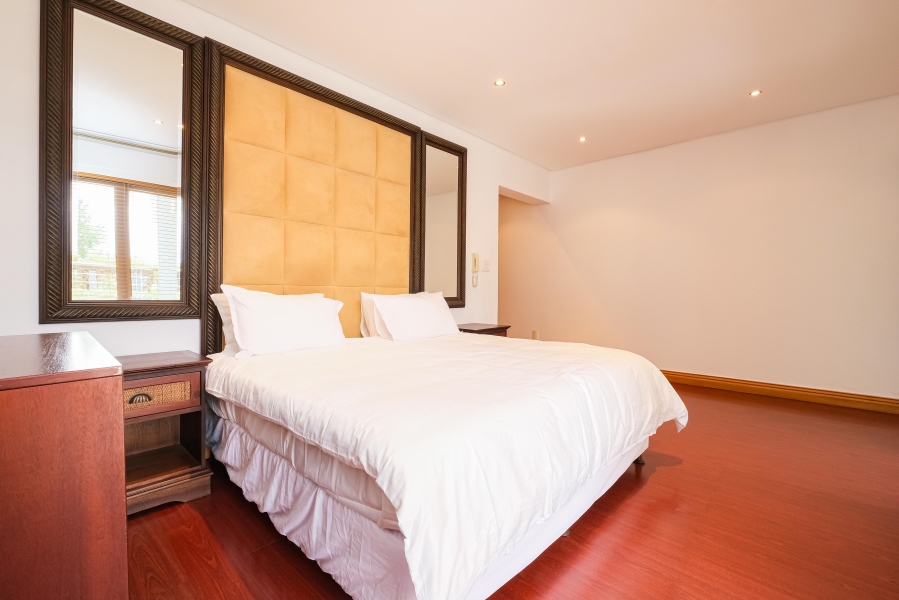 2 Bedroom Property for Sale in Morningside Gauteng