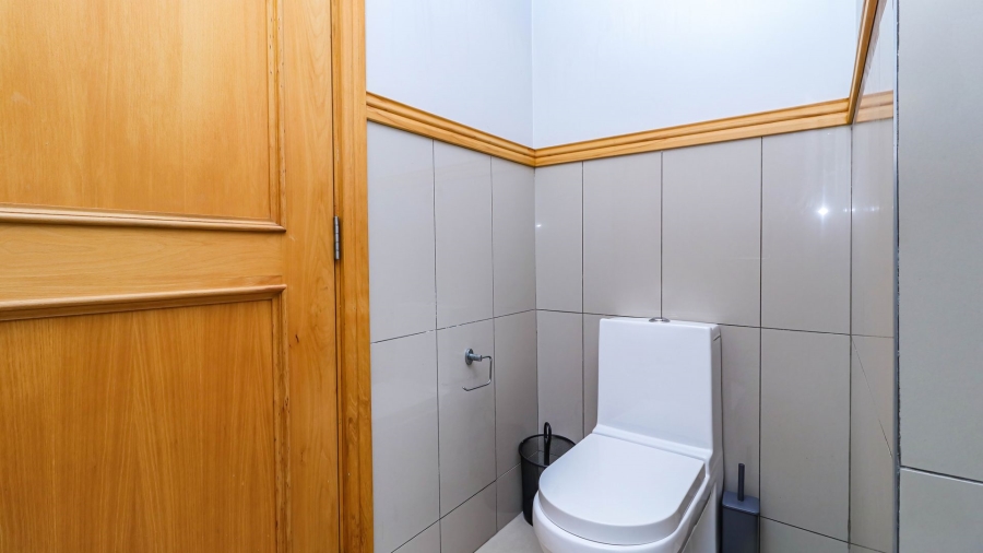 2 Bedroom Property for Sale in Morningside Gauteng