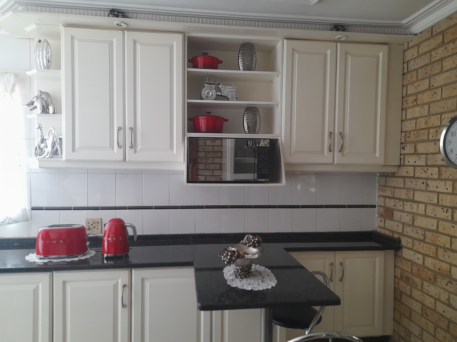 3 Bedroom Property for Sale in Evans Park Gauteng