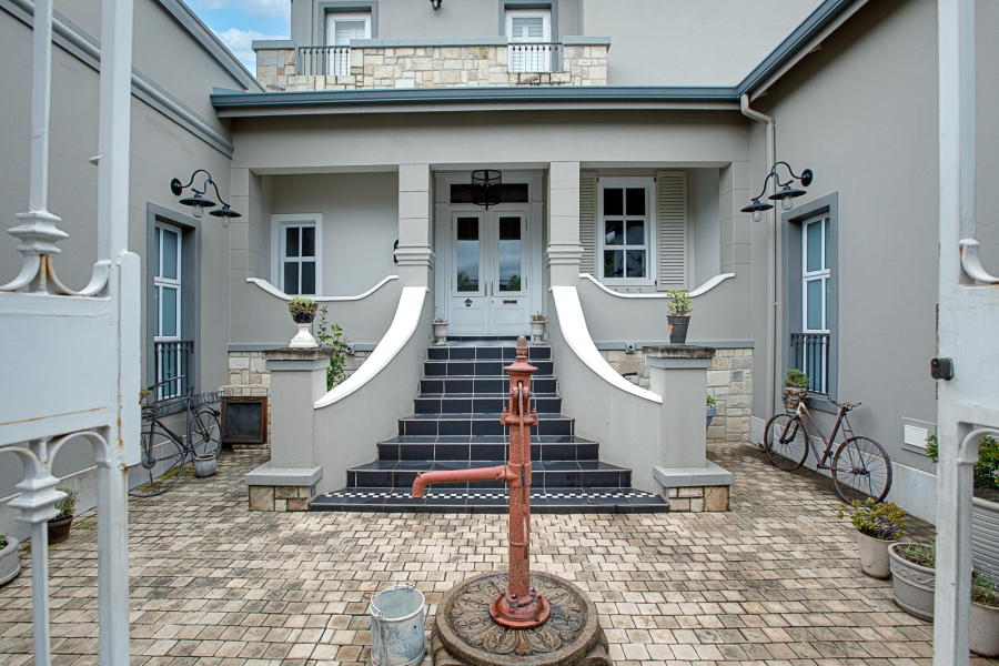 4 Bedroom Property for Sale in Waterfall Country Estate Gauteng