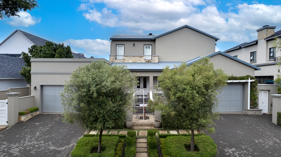 4 Bedroom Property for Sale in Waterfall Country Estate Gauteng