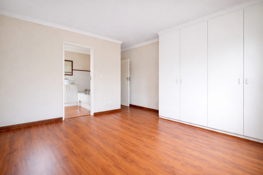 2 Bedroom Property for Sale in Lonehill Gauteng