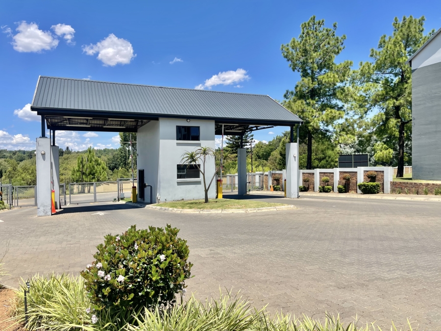 2 Bedroom Property for Sale in Glen Austin Gauteng