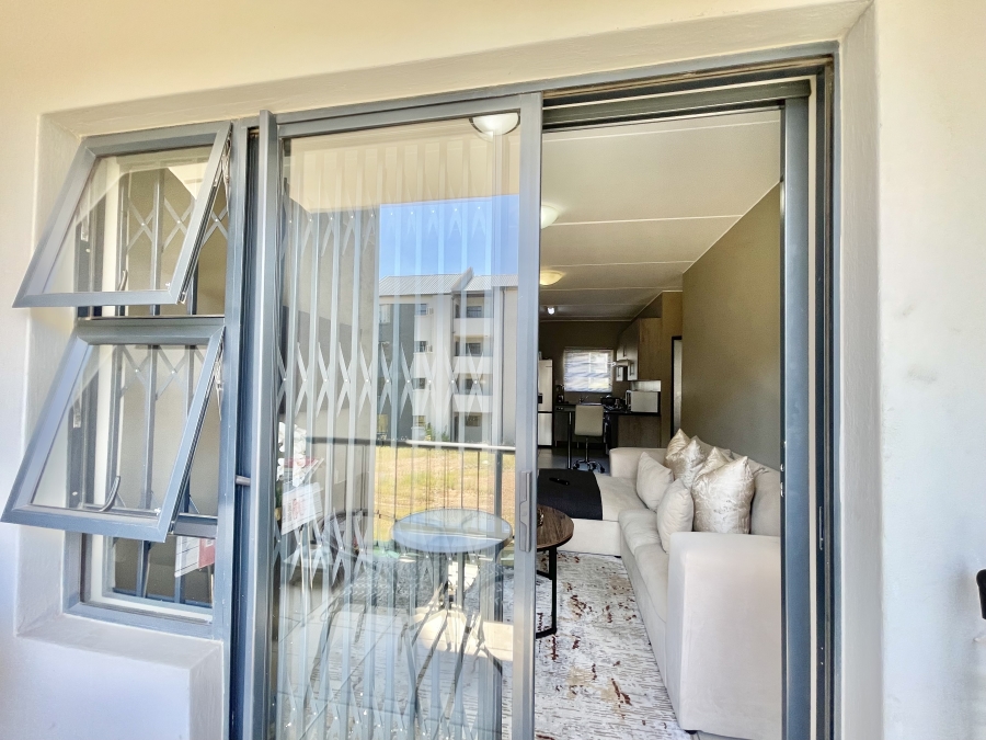 2 Bedroom Property for Sale in Glen Austin Gauteng