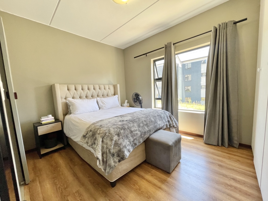 2 Bedroom Property for Sale in Glen Austin Gauteng