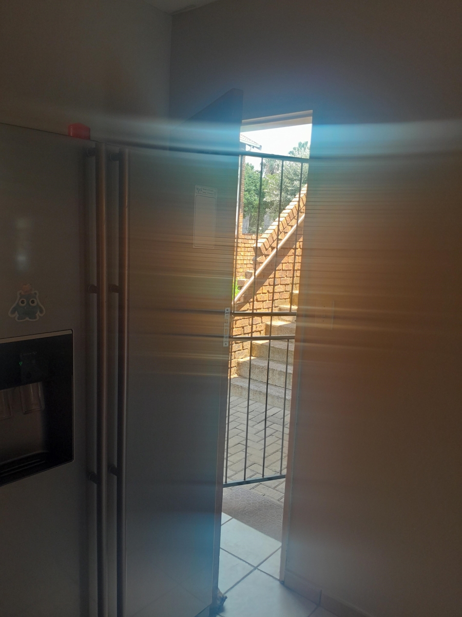 2 Bedroom Property for Sale in Clarina Gauteng