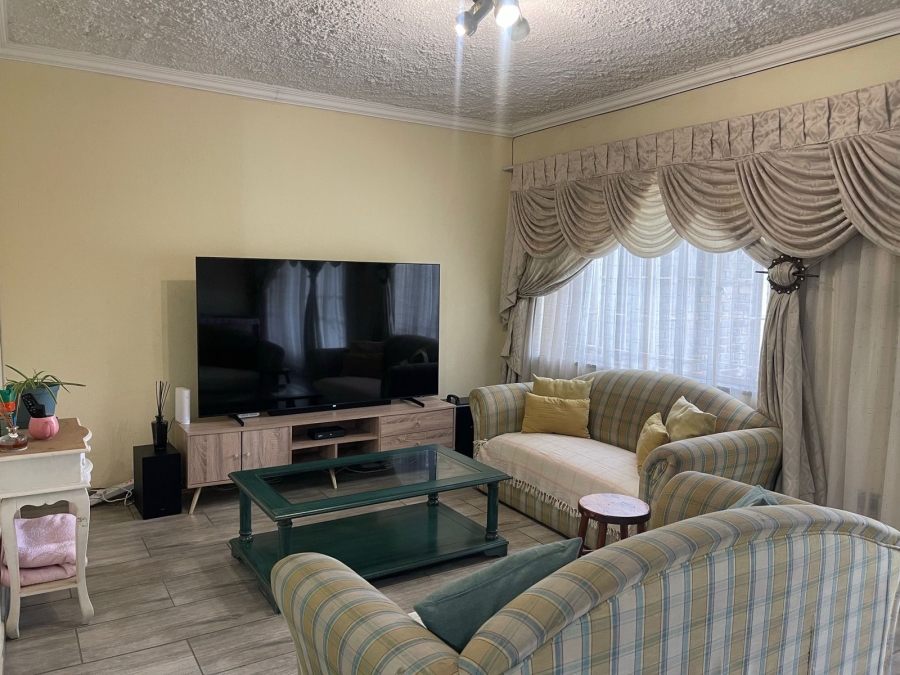 3 Bedroom Property for Sale in Clayville East Gauteng
