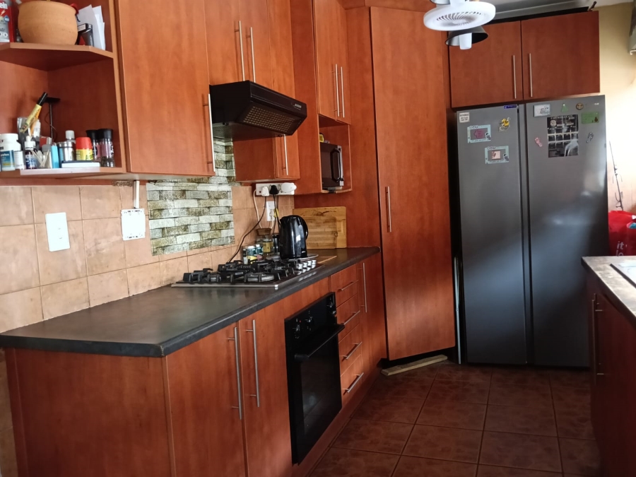 3 Bedroom Property for Sale in Randgate Gauteng