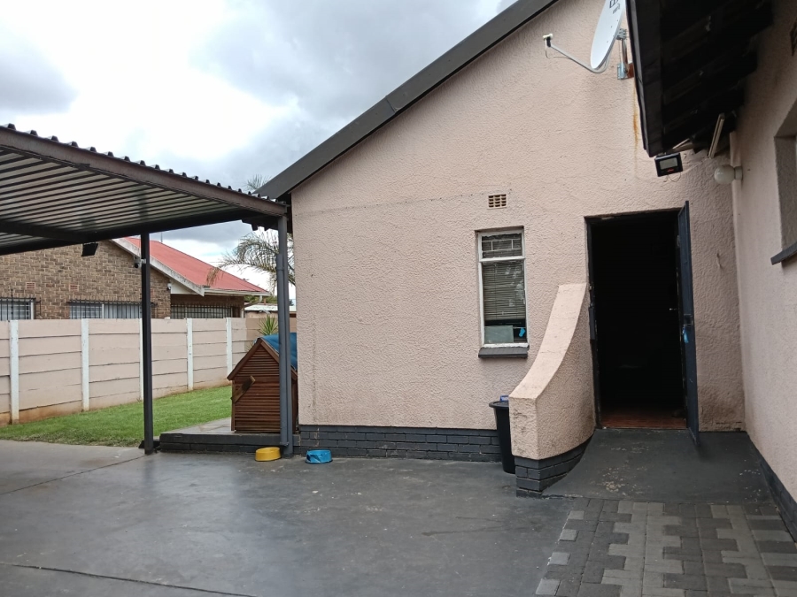 3 Bedroom Property for Sale in Randgate Gauteng